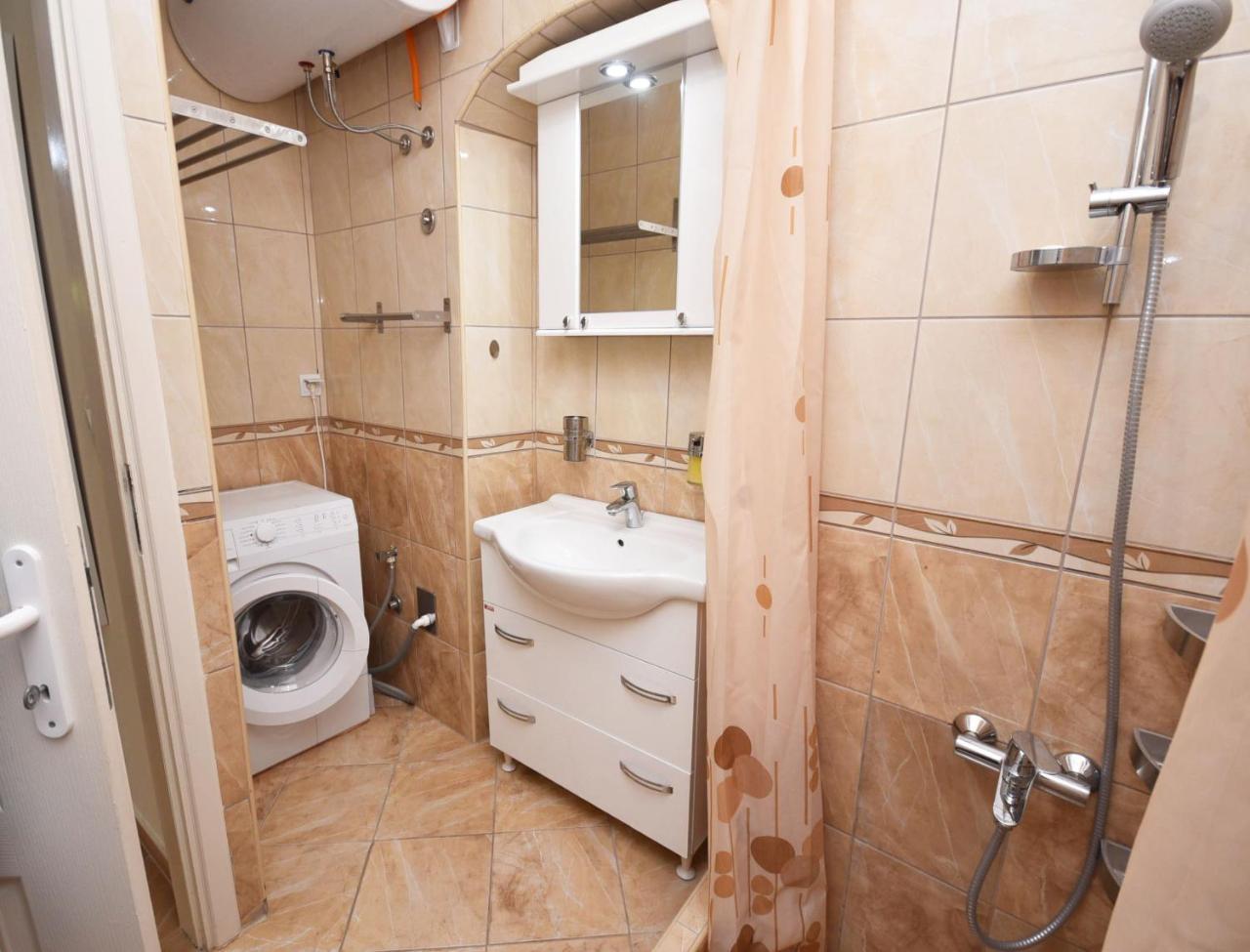 Vila Kula 1830 Apartments Херцег-Нови Экстерьер фото